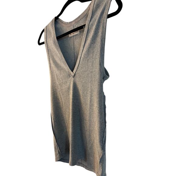 Free People We The Free Neria Tank Top Gray V Neck Size Large Essential - Picture 5 of 5